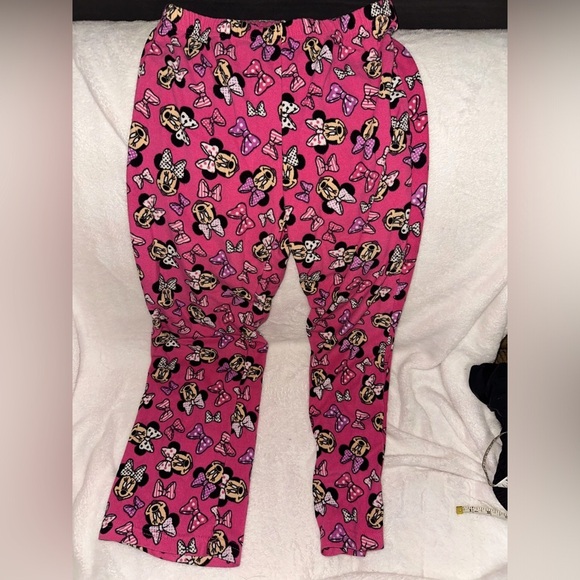 Disney Other - Disney Minnie sleep pants​​